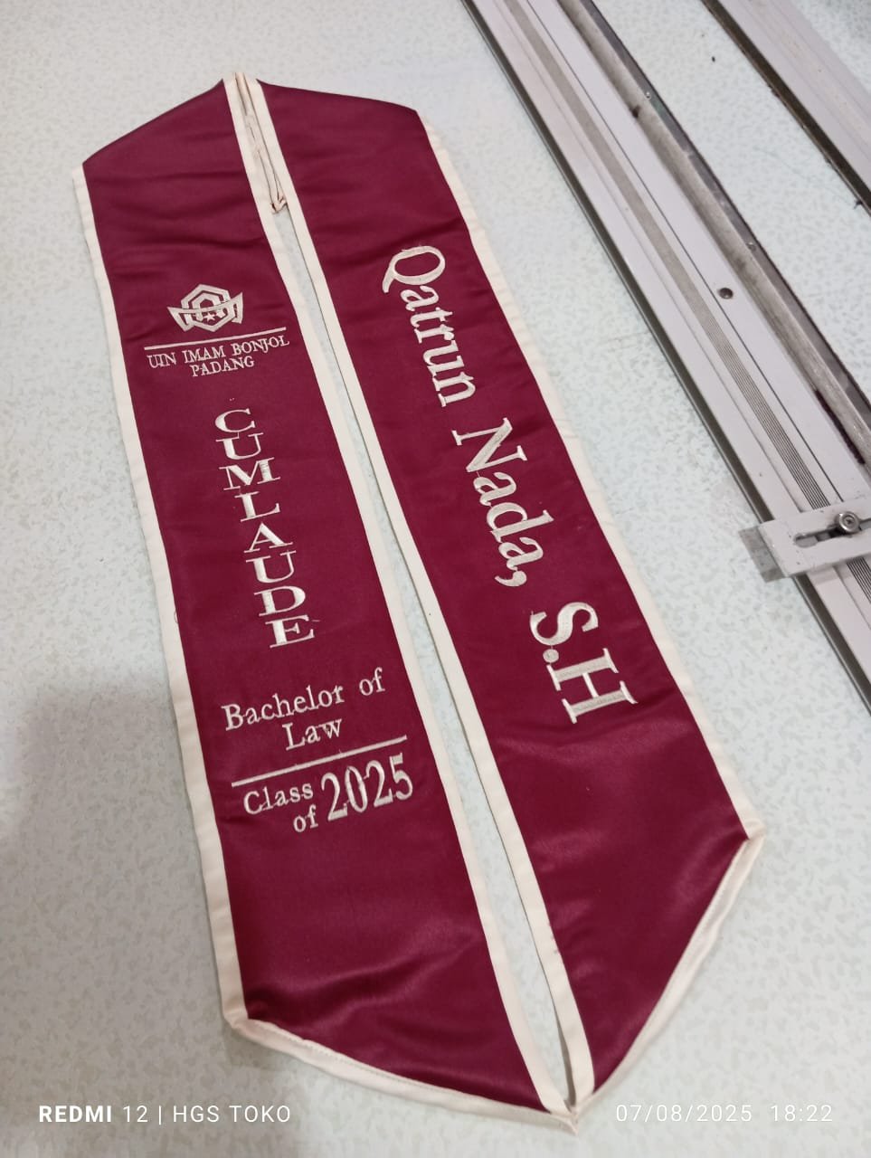 Selendang Saten Tebal  03